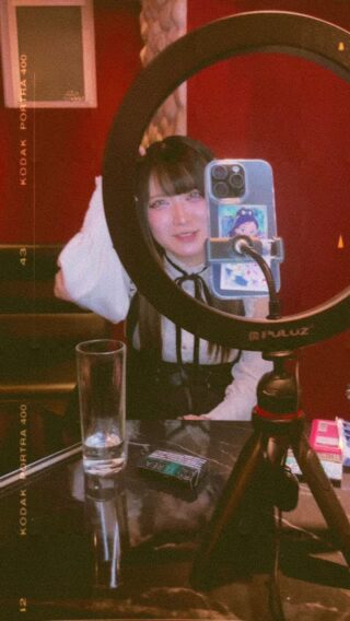 🎀 Alice in château 🎀

TikTok Live配信中📱✨
今日は らむさん が配信中だよ〜💖
店内の雰囲気もチェックしてね👑

🍹 営業時間：16:00〜23:00
🍾 初回2,500円 / 40分 飲み放題

ぜひ遊びに来てね💫

#Aliceinchâteau #TikTokライブ #横浜コンカフェ #コンカフェ #飲み放題 #初回特典 #らむ推し #夜カフェ #横浜 #関内 #可愛い女の子 #癒しの時間